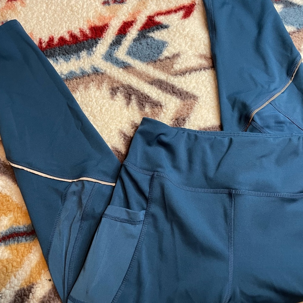 Blue Tights with pockets!